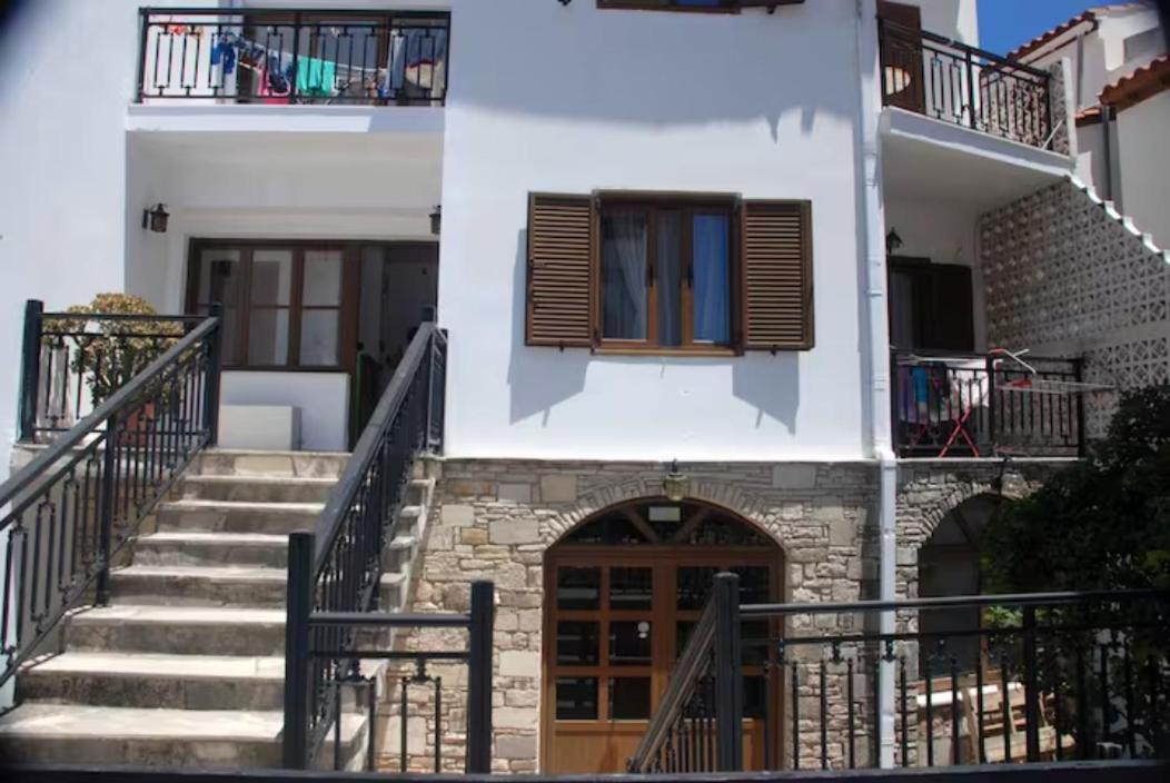 Samos - Kokkari - Eirini'S Studios Экстерьер фото