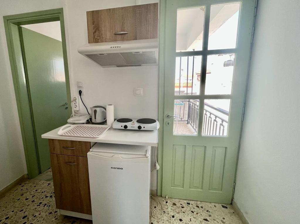Samos - Kokkari - Eirini'S Studios Экстерьер фото