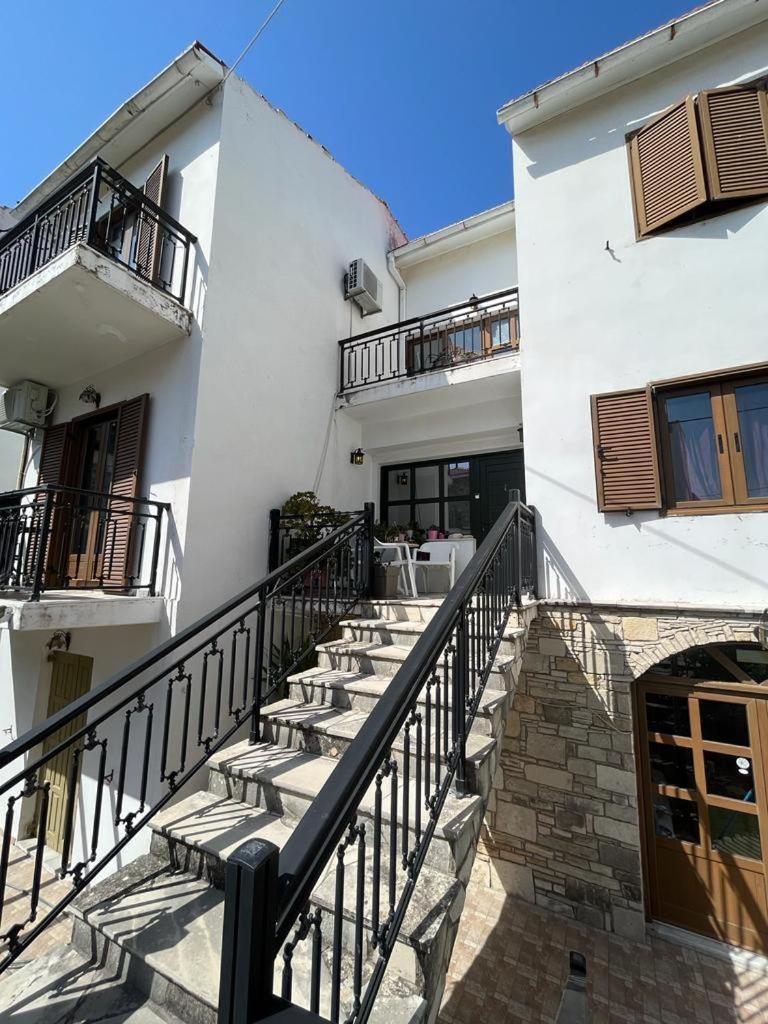 Samos - Kokkari - Eirini'S Studios Экстерьер фото